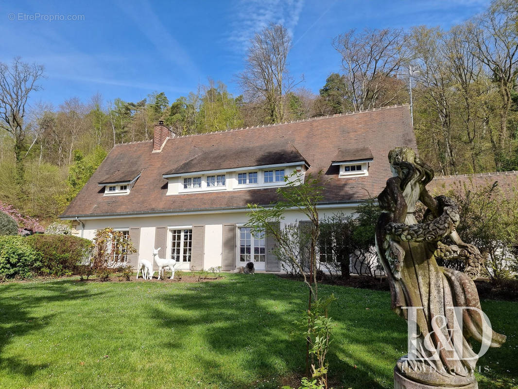 Maison à COMPIEGNE