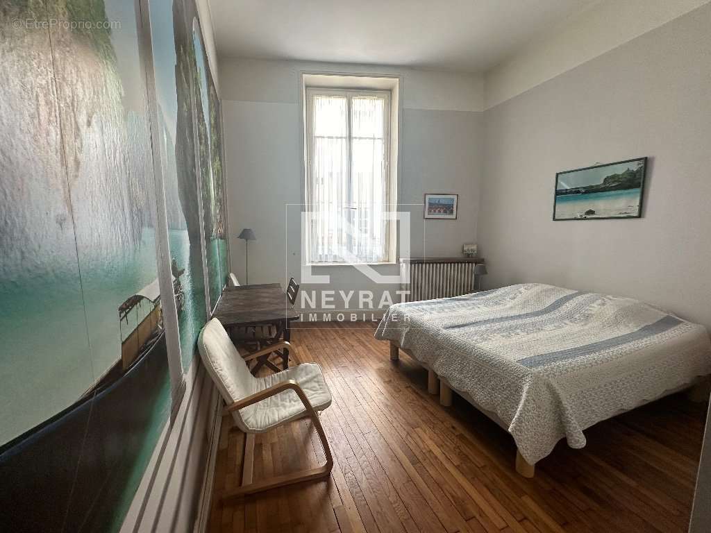 Appartement à PARAY-LE-MONIAL