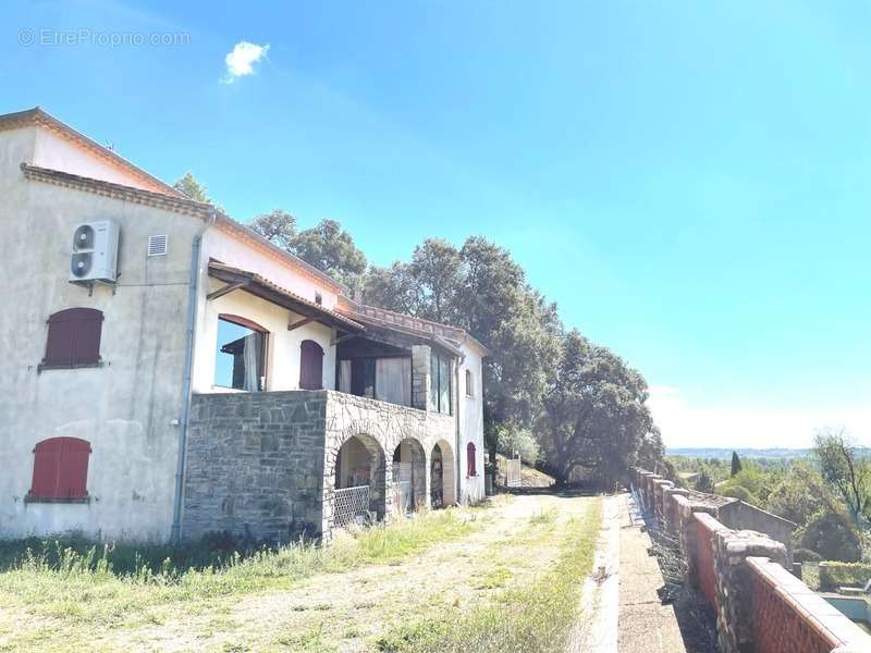 Maison à RIBAUTE-LES-TAVERNES