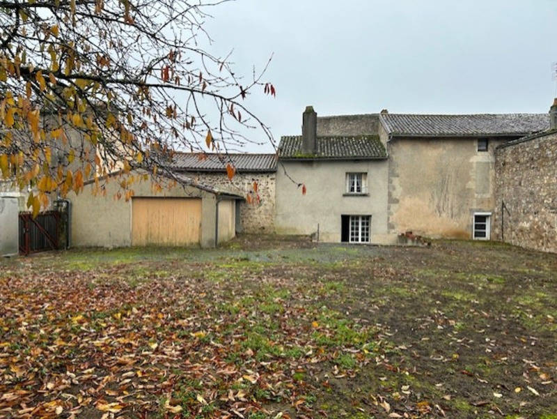 Maison à MENIGOUTE