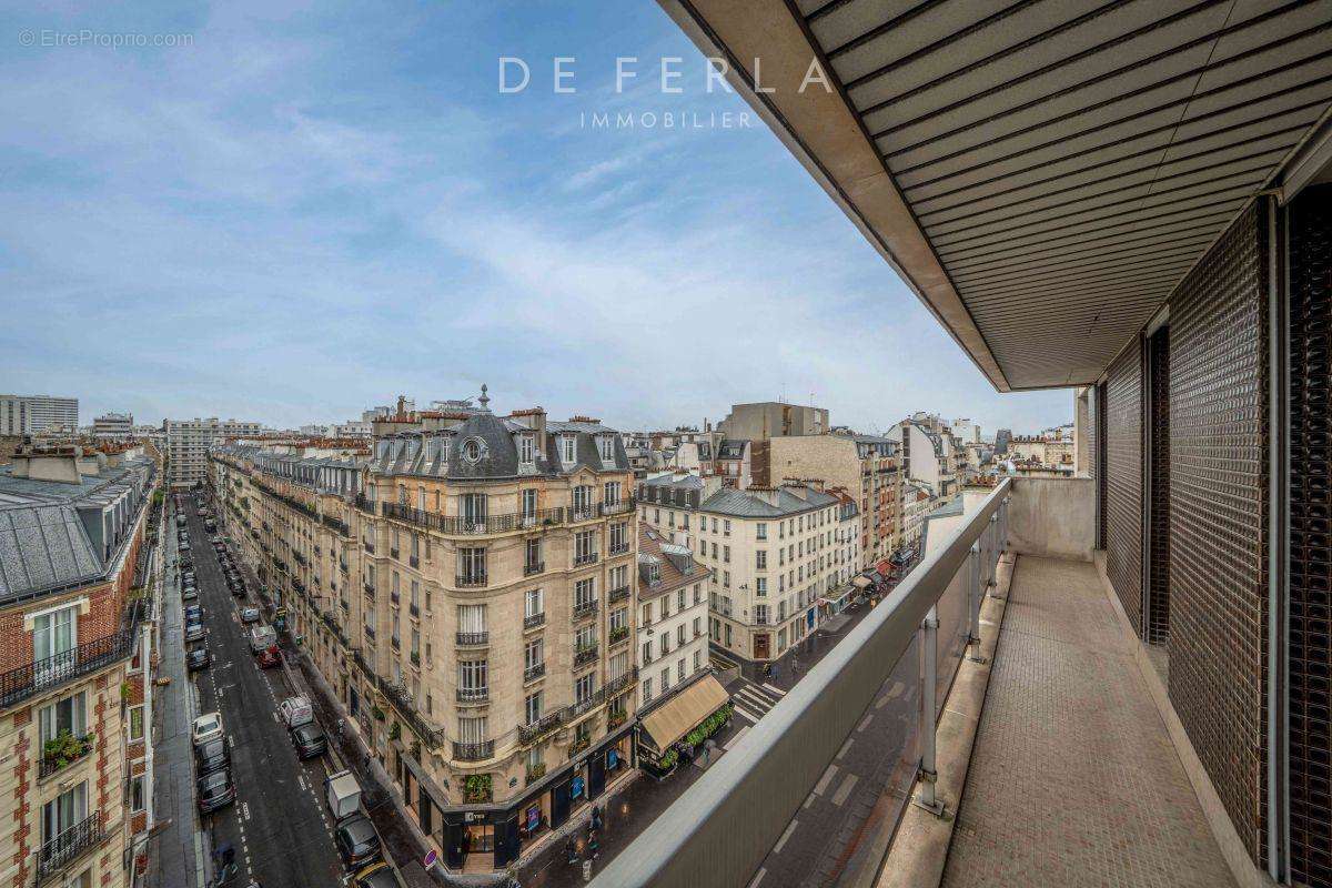 Appartement à PARIS-15E