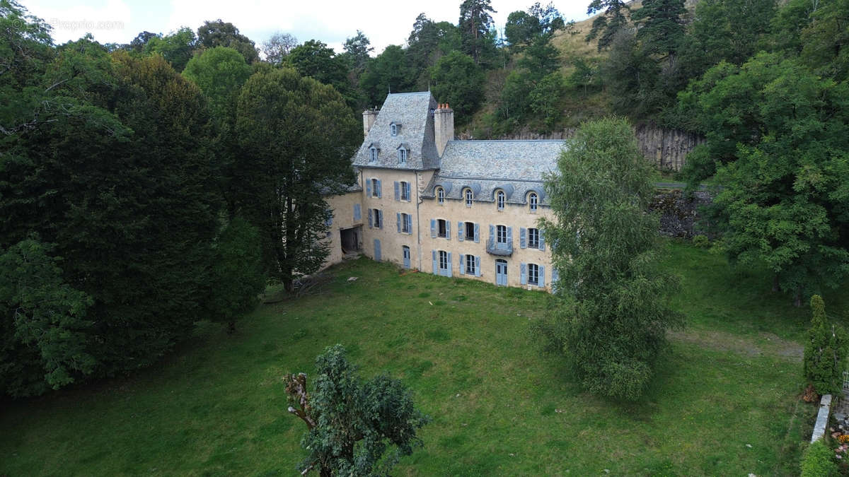 Maison à LAGUIOLE