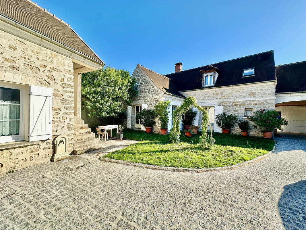 Maison à SENLIS