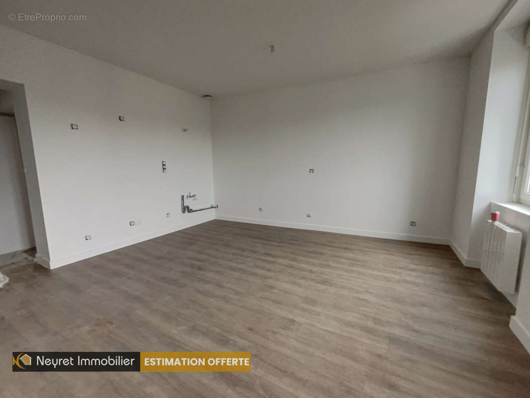 Appartement à VERNAISON