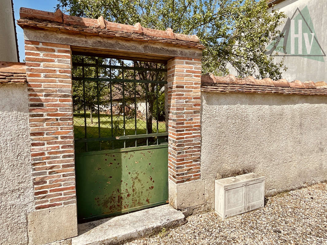 Maison à ROMILLY-SUR-SEINE