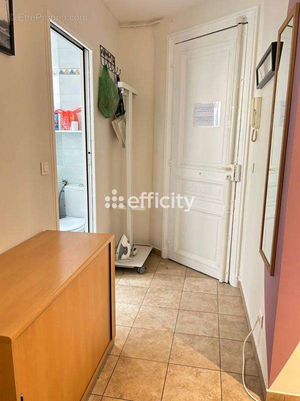 Appartement à PARIS-18E