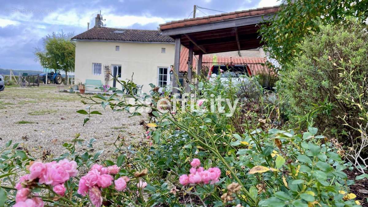 Maison à CHAUNAY