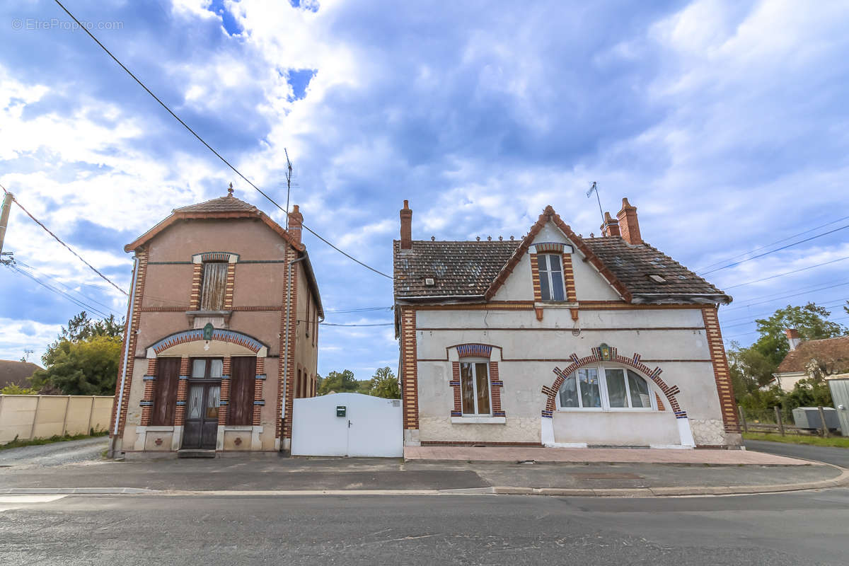 Maison à GIEVRES