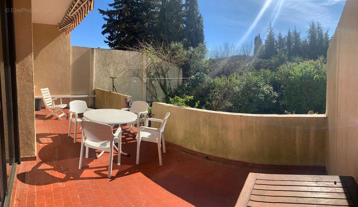 Appartement à BORMES-LES-MIMOSAS