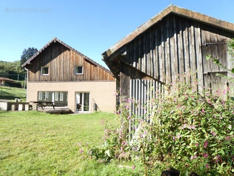 Maison à FRESSE-SUR-MOSELLE