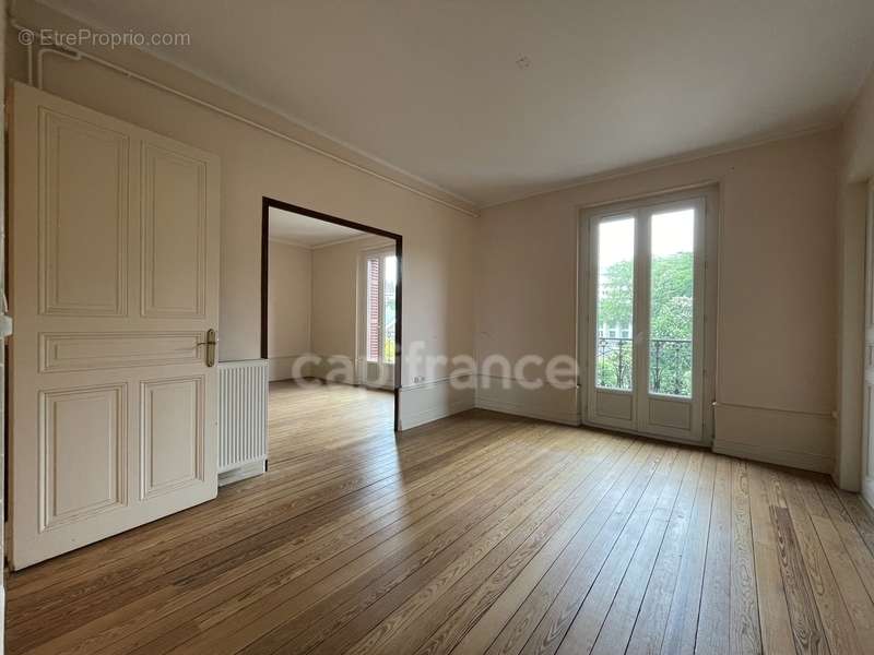 Appartement à AIX-LES-BAINS