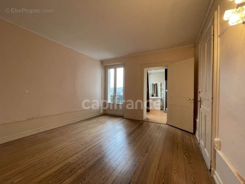 Appartement à AIX-LES-BAINS