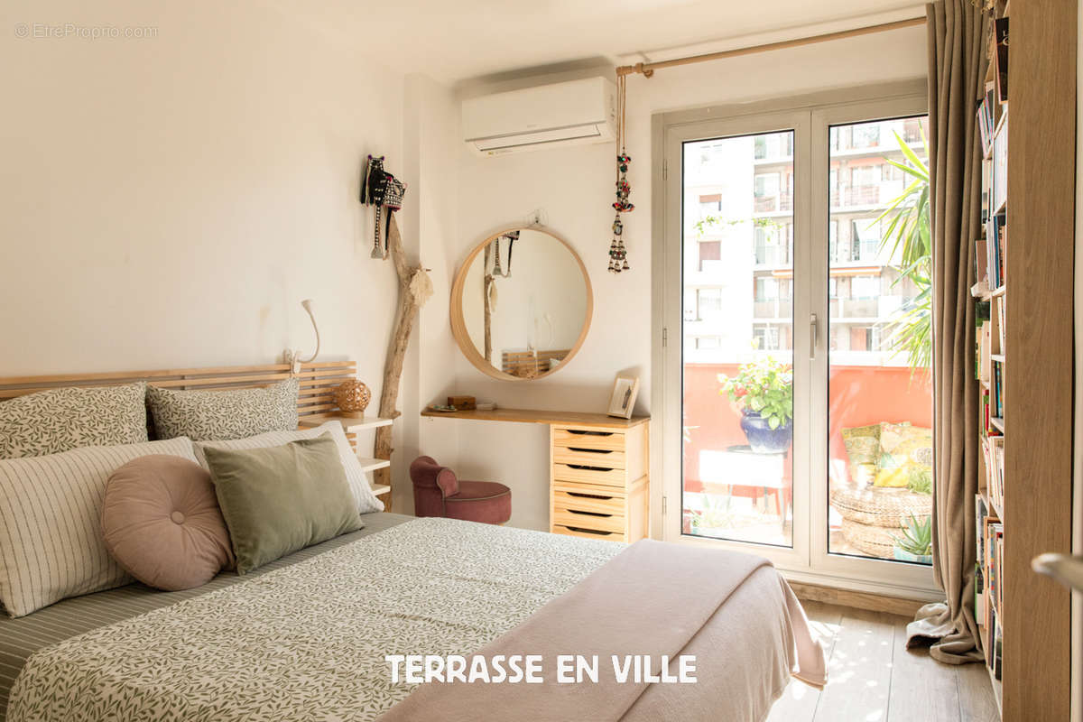 Appartement à MARSEILLE-4E