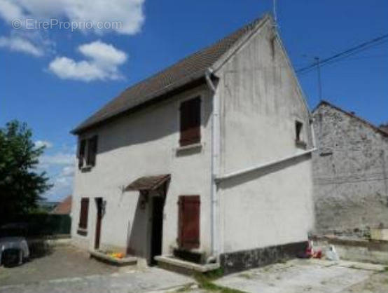 Maison à FUBLAINES