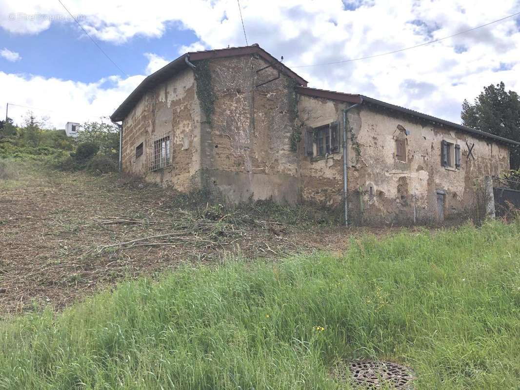 Maison à SALLES-ARBUISSONNAS-EN-BEAUJOLAIS