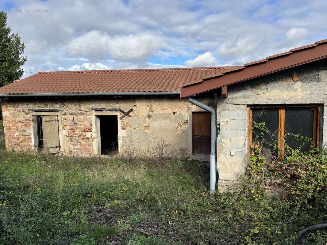 Maison à SALLES-ARBUISSONNAS-EN-BEAUJOLAIS