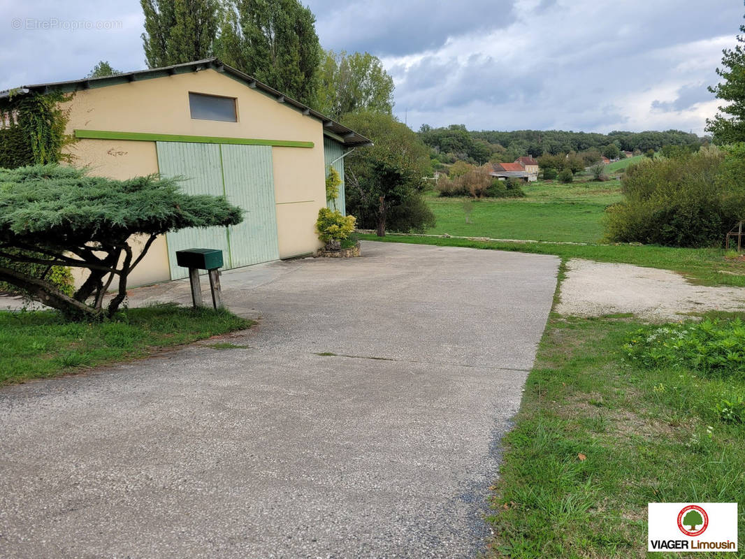 Appartement à MEYRALS