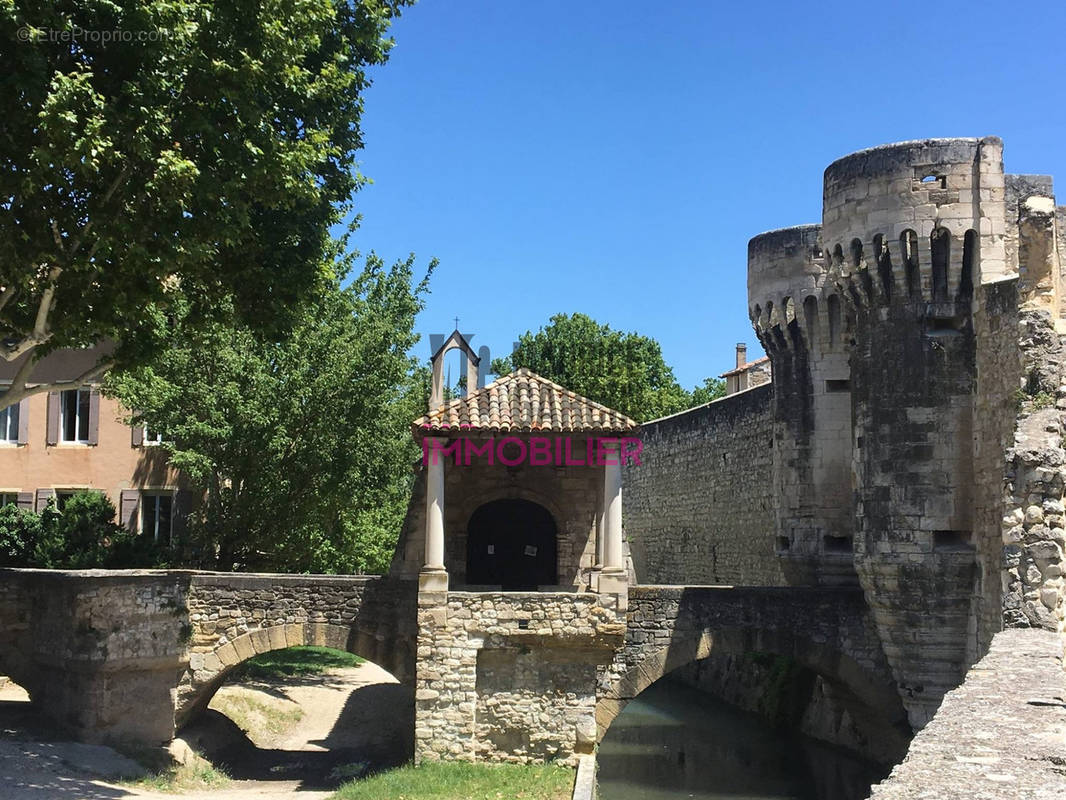 Sur la commune de Pernes les Fontaines - Appartement à PERNES-LES-FONTAINES