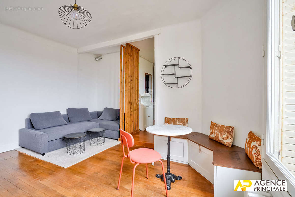 Appartement à MAISONS-LAFFITTE