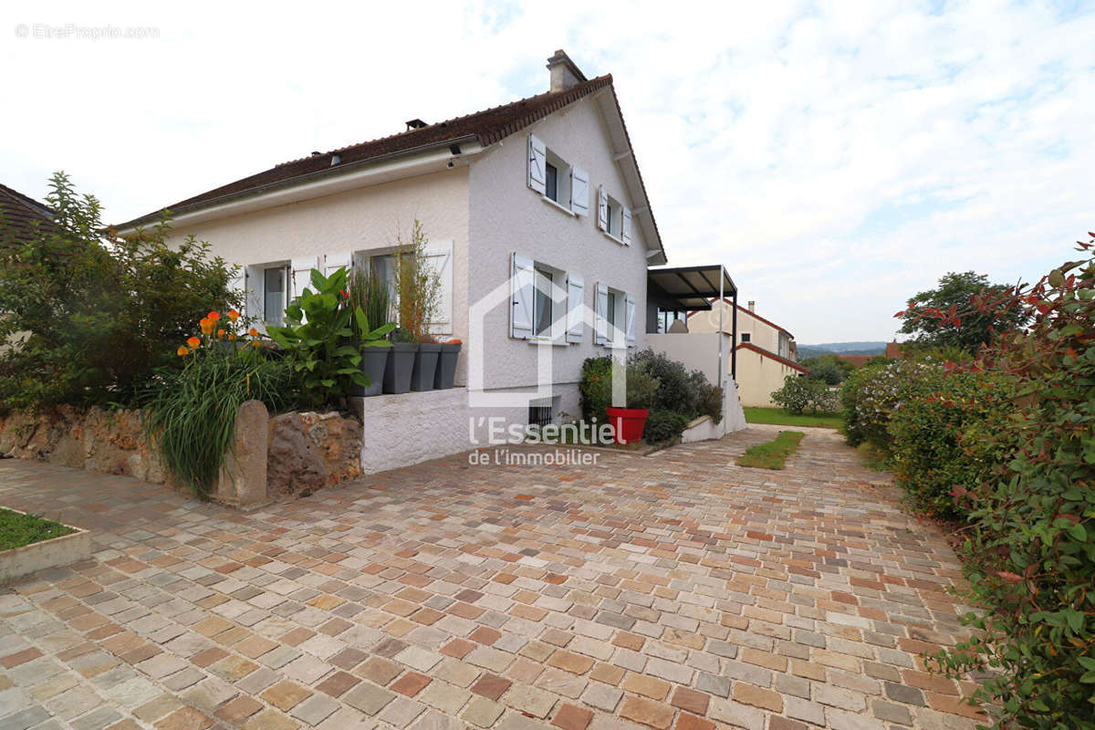 Maison à TRIEL-SUR-SEINE