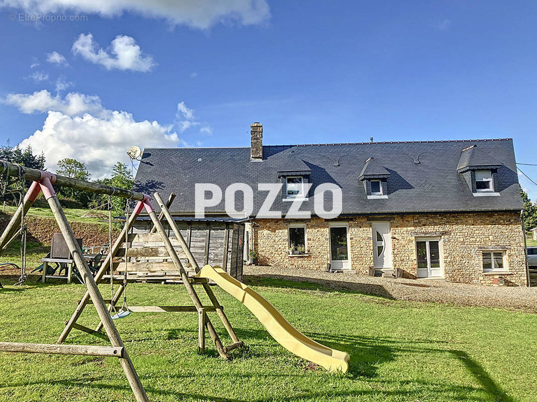 Maison à LE BENY-BOCAGE