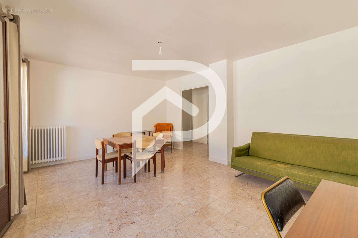 Appartement à MARSEILLE-10E