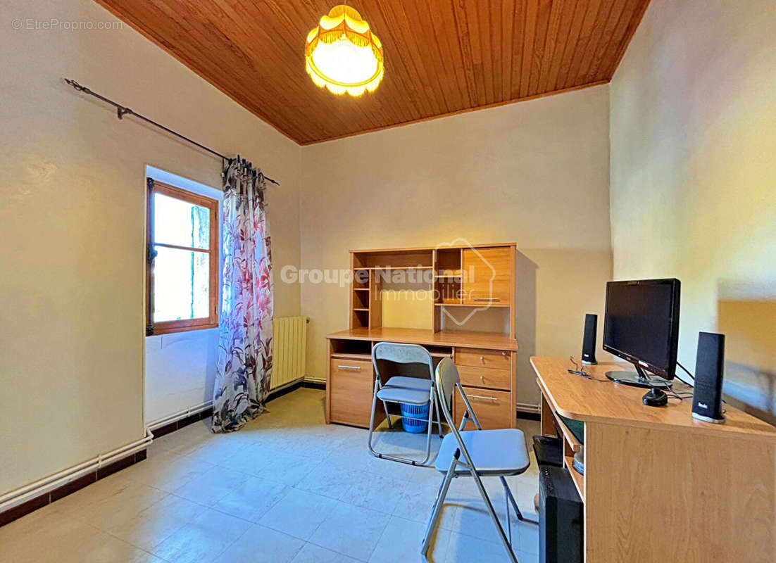 Appartement à MARSEILLE-16E