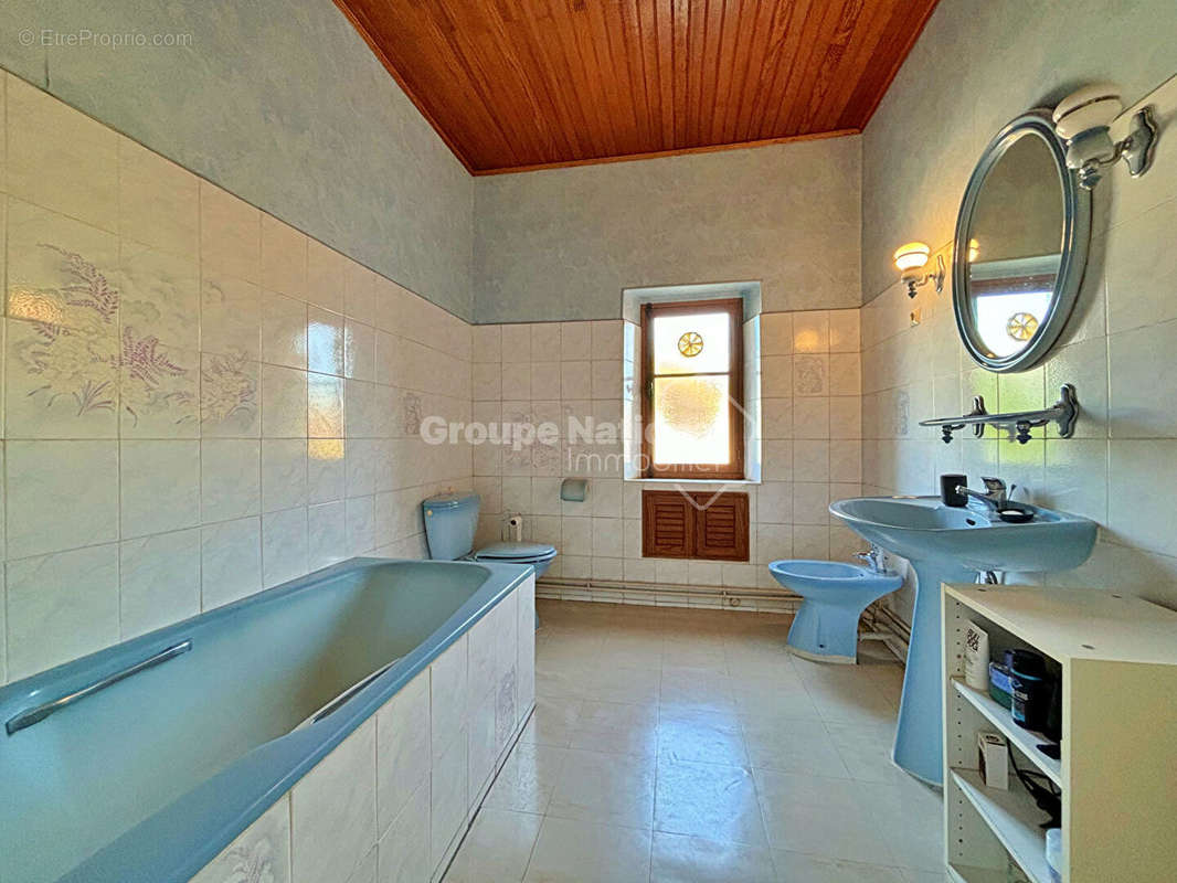 Appartement à MARSEILLE-16E