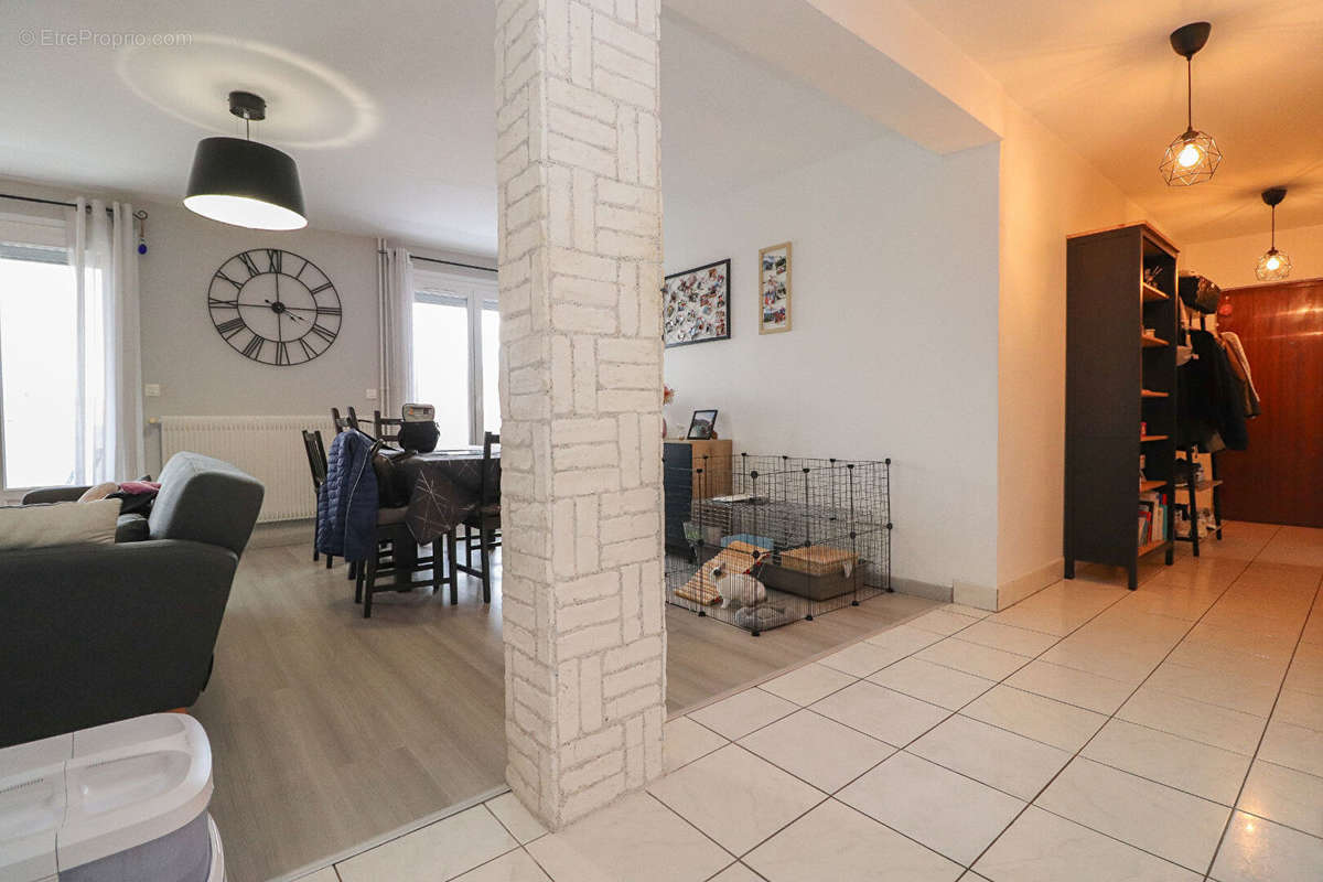 Appartement à FONTAINE-LES-DIJON