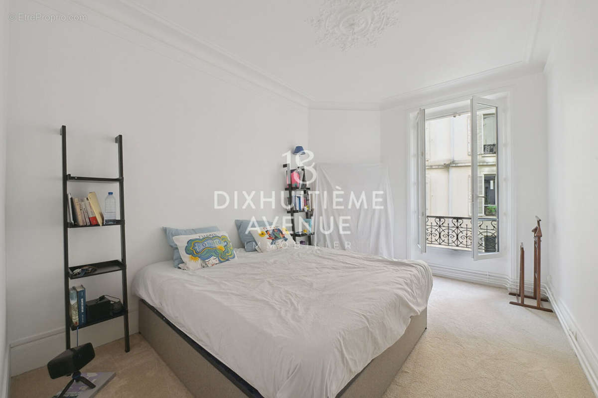 Appartement à PARIS-18E