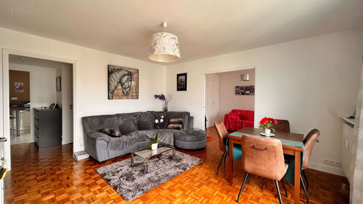 Appartement à MAISONS-LAFFITTE