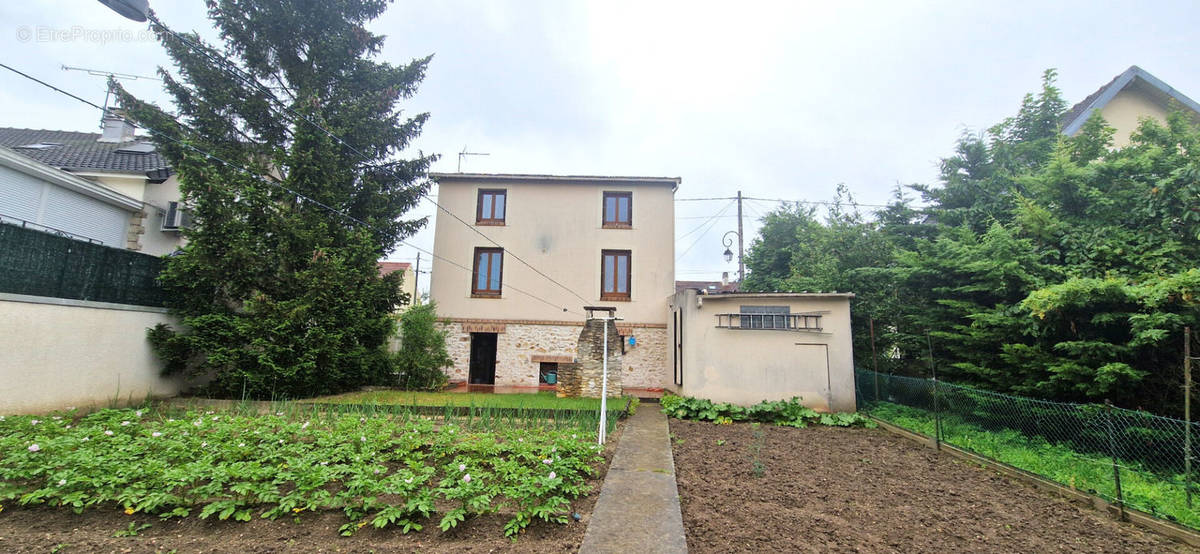 Maison à ECOUEN