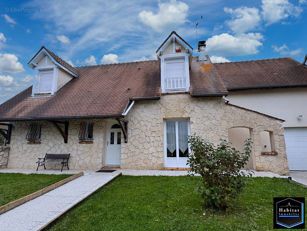 Maison à NANTEUIL-LE-HAUDOUIN