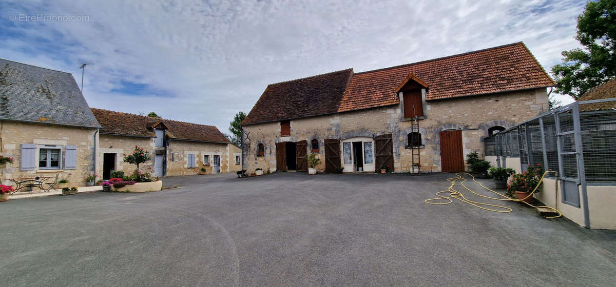 Maison à CHARNIZAY