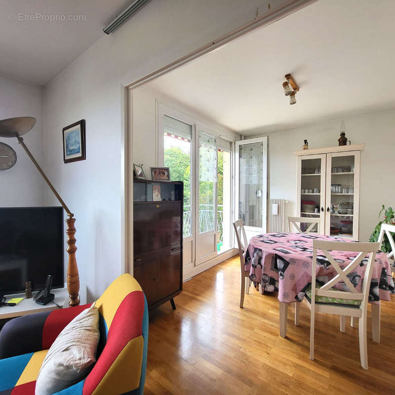 Appartement à LONS-LE-SAUNIER