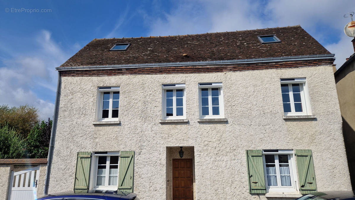 Maison à MAINTENON