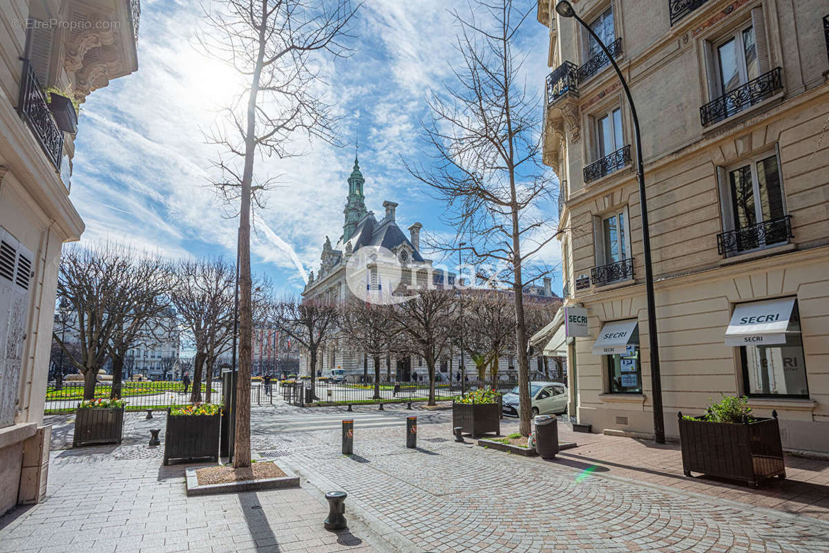 Appartement à LEVALLOIS-PERRET