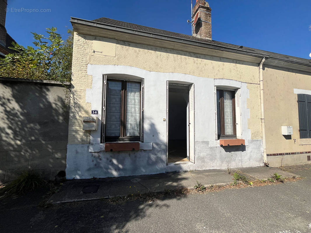 Maison à AUBIGNY-SUR-NERE