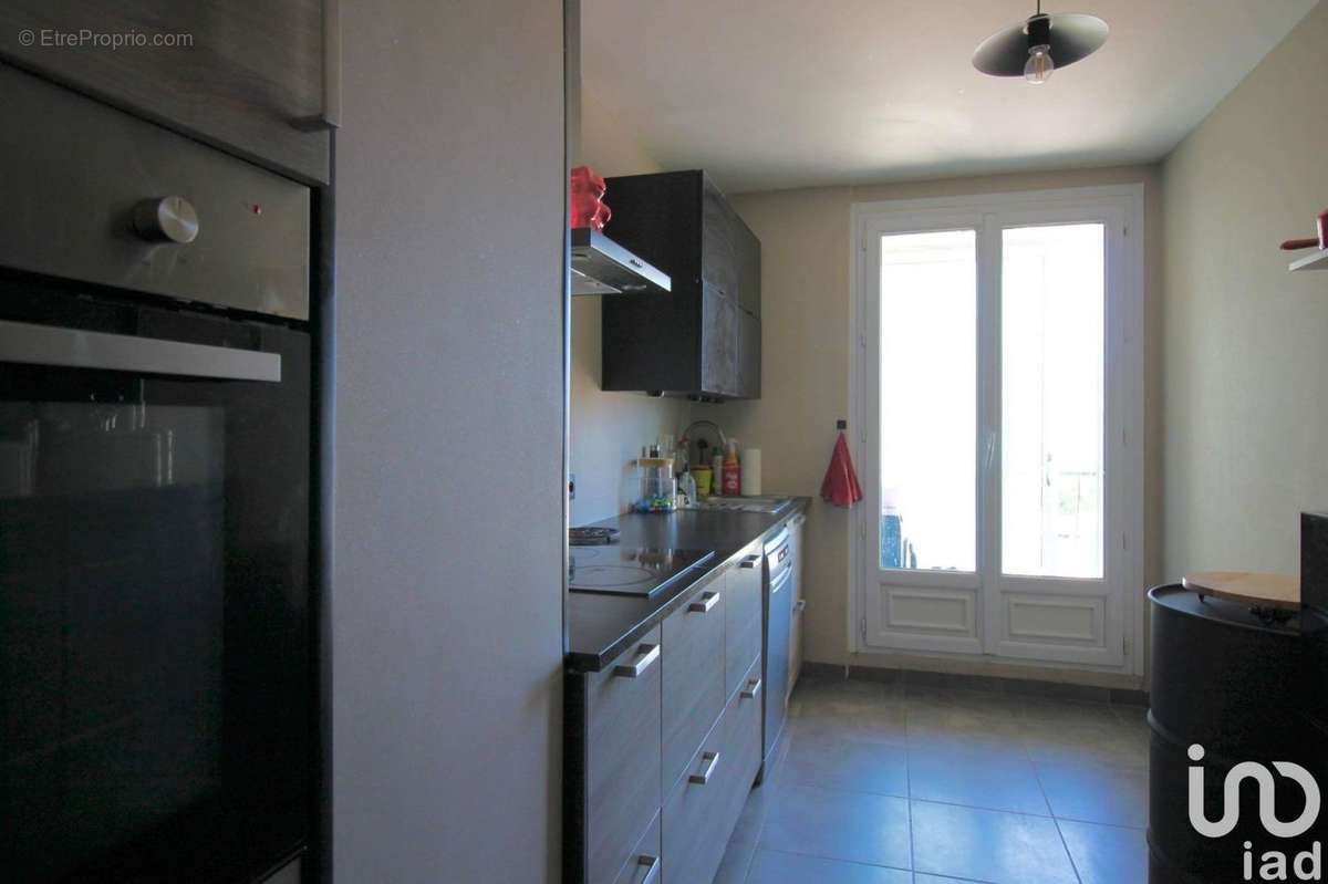 Photo 2 - Appartement à MARSEILLE-10E