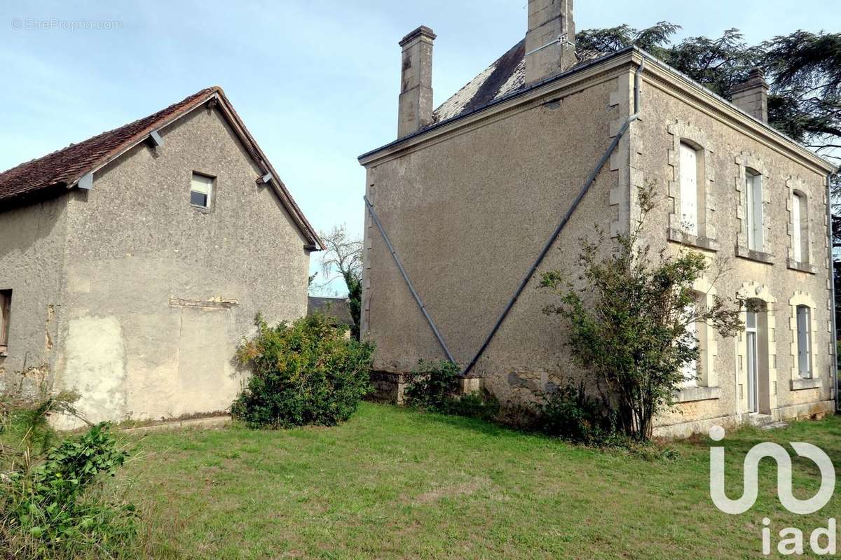 Photo 2 - Maison à ANGLES-SUR-L&#039;ANGLIN