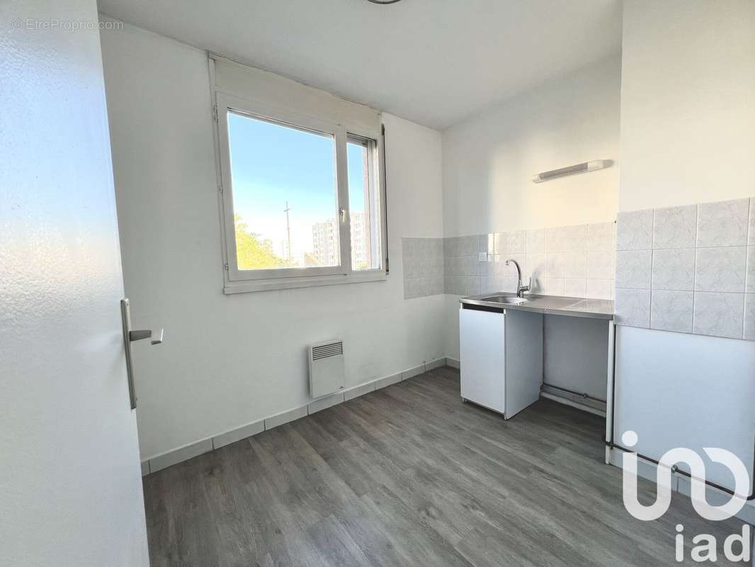 Photo 4 - Appartement à VILLEURBANNE