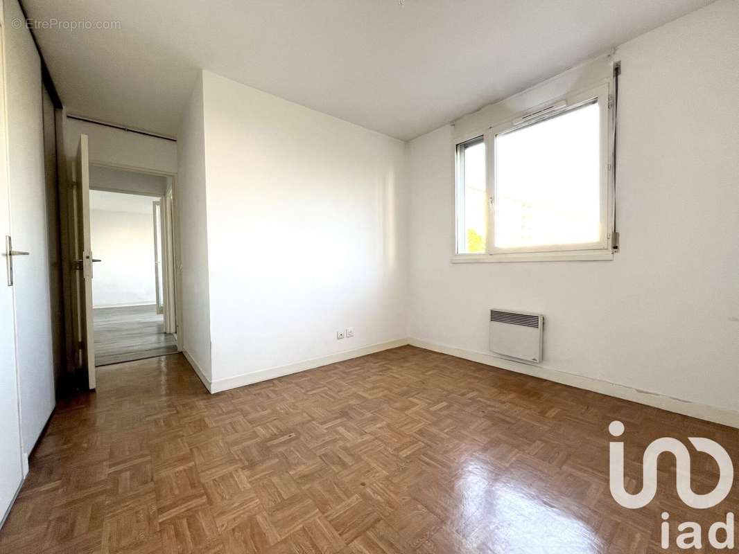 Photo 5 - Appartement à VILLEURBANNE