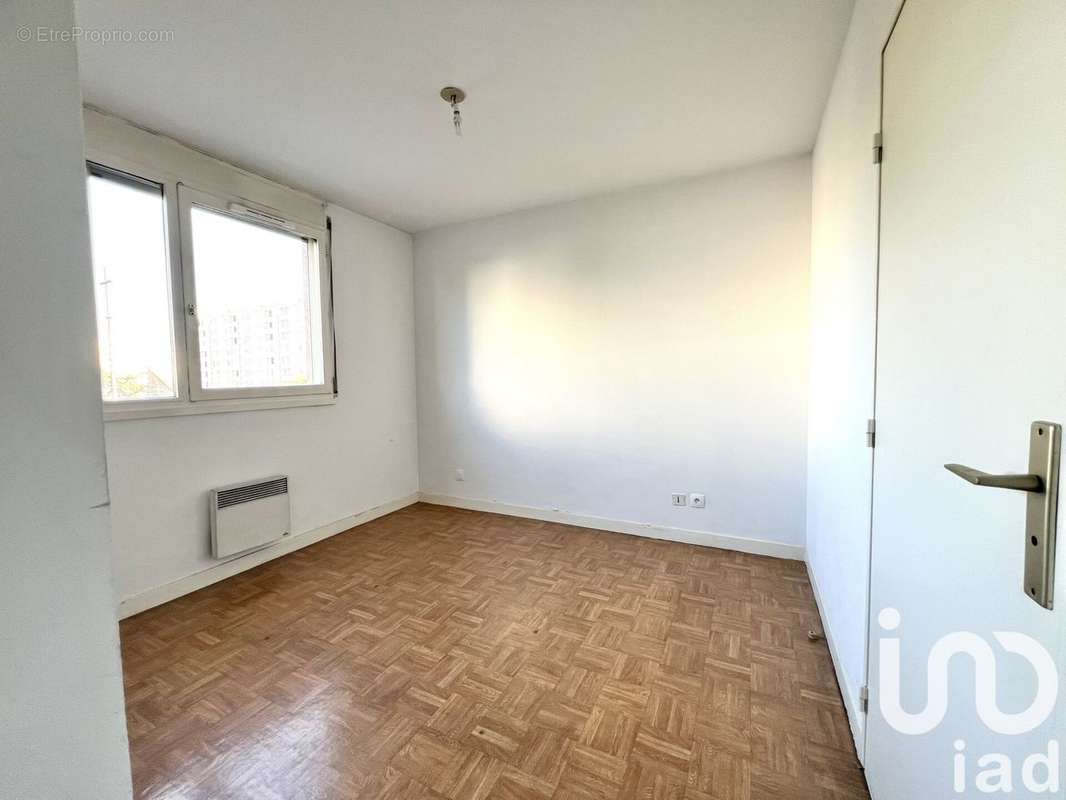 Photo 6 - Appartement à VILLEURBANNE