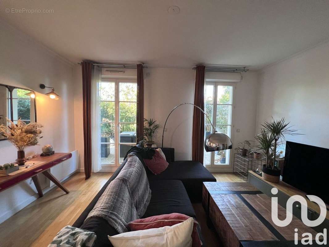 Photo 2 - Appartement à RUEIL-MALMAISON