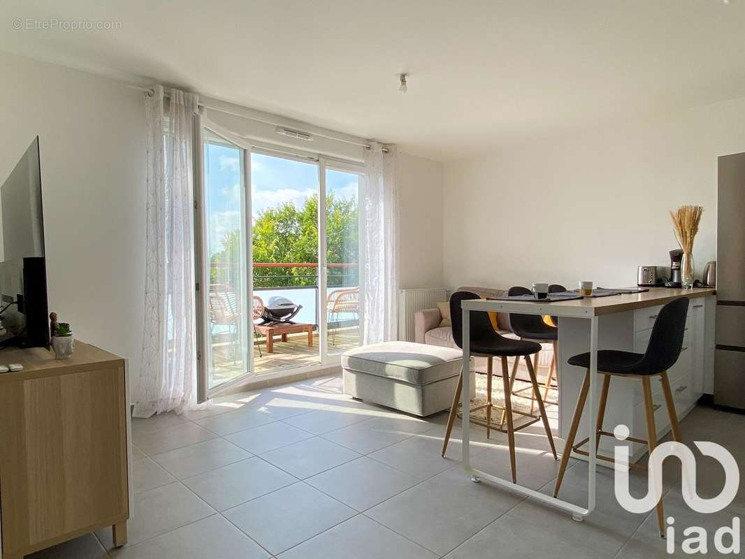 Photo 3 - Appartement à CHENNEVIERES-SUR-MARNE