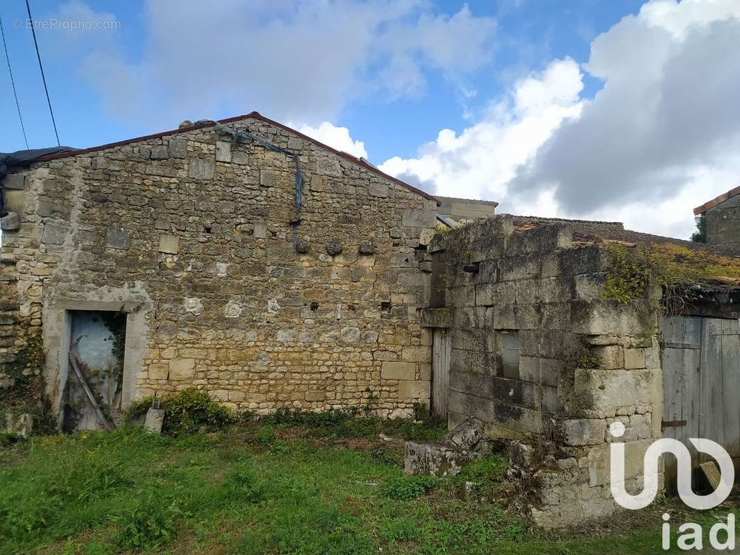 Photo 4 - Maison à SAINT-GEORGES-DES-COTEAUX