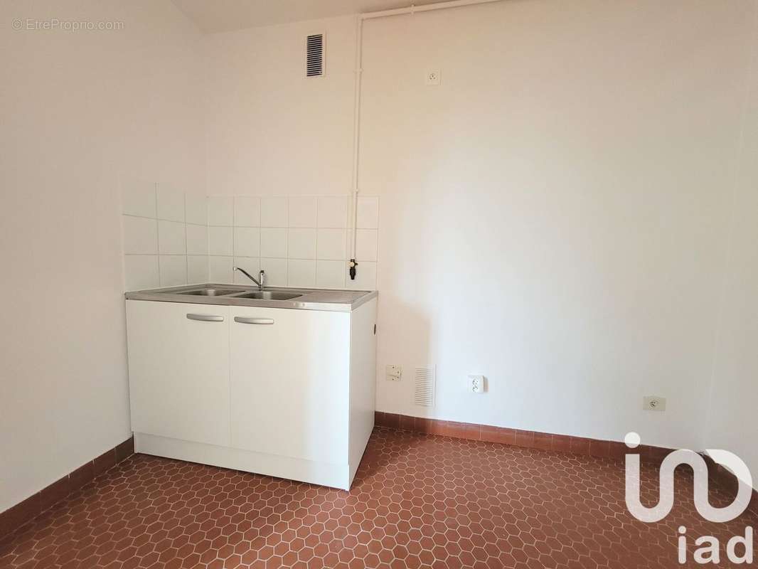 Photo 6 - Appartement à COURBEVOIE