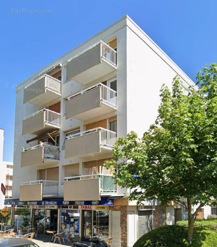 Appartement à SARTROUVILLE