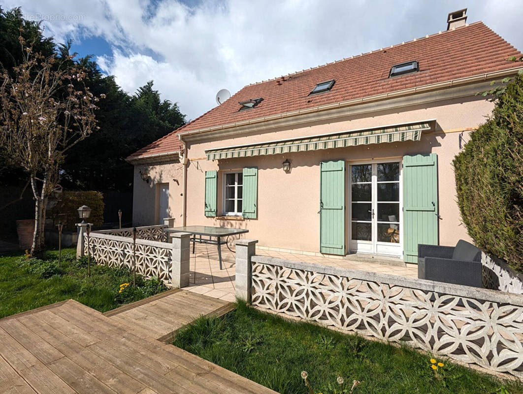 Maison à BRUYERES-SUR-OISE