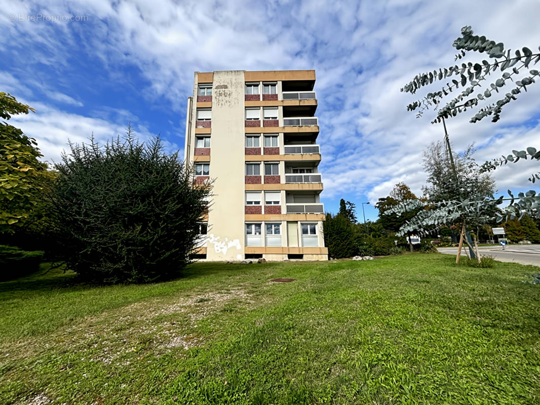 Appartement à ROUSSILLON